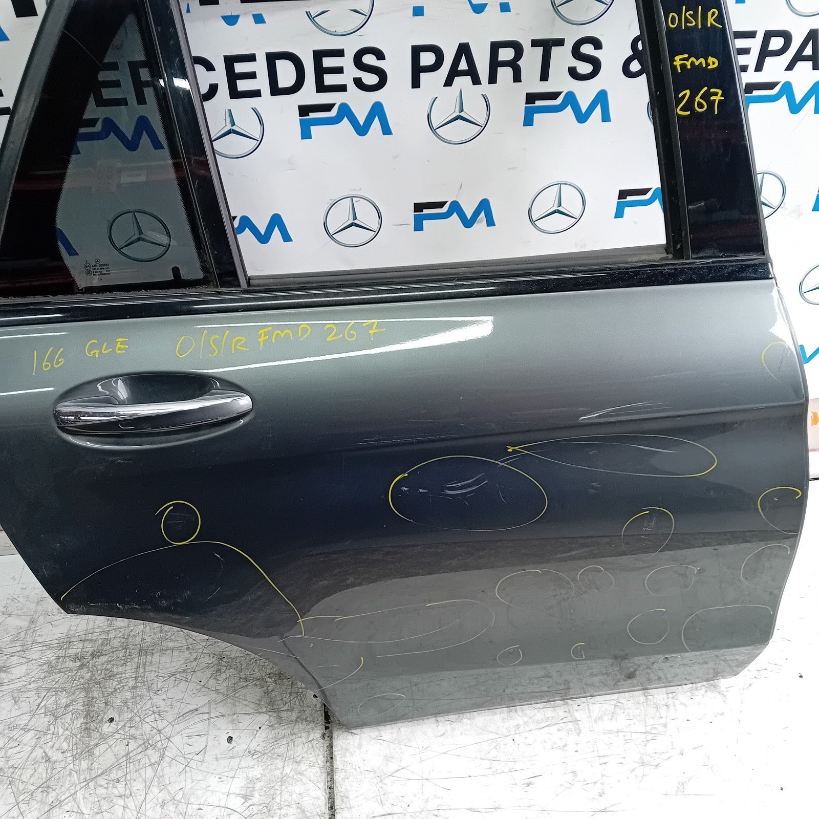 MERCEDES BENZ GLE W166 DRIVER REAR DOOR OSR GREY 2015-19 COMPLETE FMD267