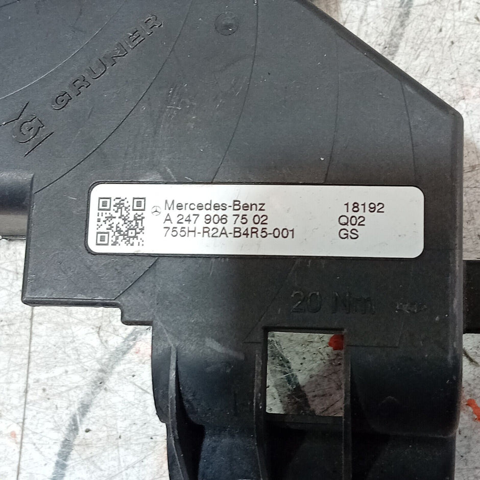 2021 MERCEDES BENZ CLA200 BATTERY TERMNAL COVER AMG LINE W118 A2479067502