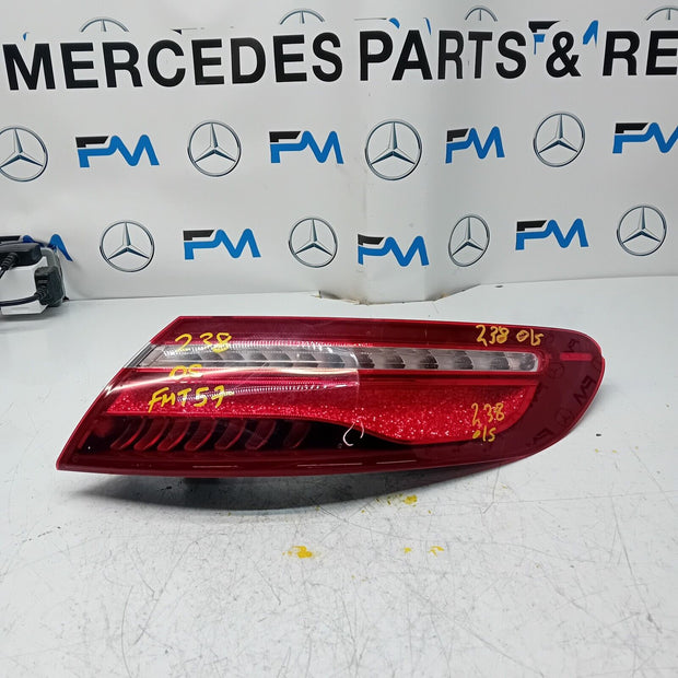 MERCEDES E-CLASS W238 2017 REAR DRIVER O/S TAIL LIGHT A2389062101 FMT57