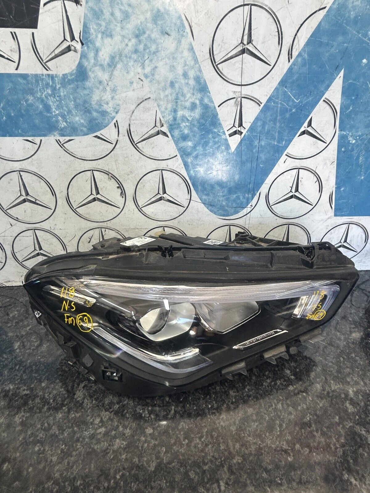 MERCEDES CLA W118 19-23 DRIVER SIDE O/S LED HEADLAMP  COMPLETE A1189068600 FMH69