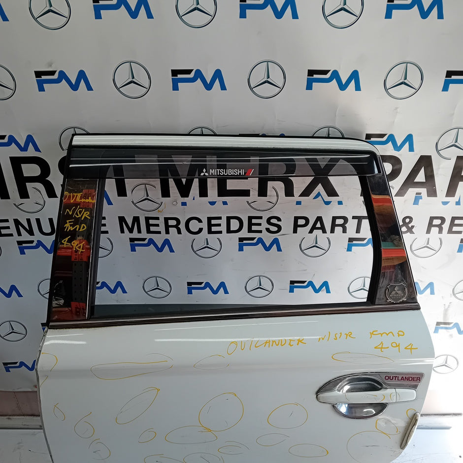 MITSUBISHI OUTLANDER MK3 PASSENGER REAR DOOR NSR 2013 WHITE FMD494