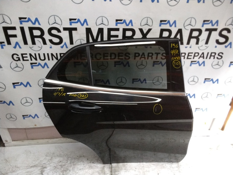 MERCEDES BENZ GLA X156 DRIVER REAR DOOR OSR BLACK 2014-19 COMPLETE FMD321