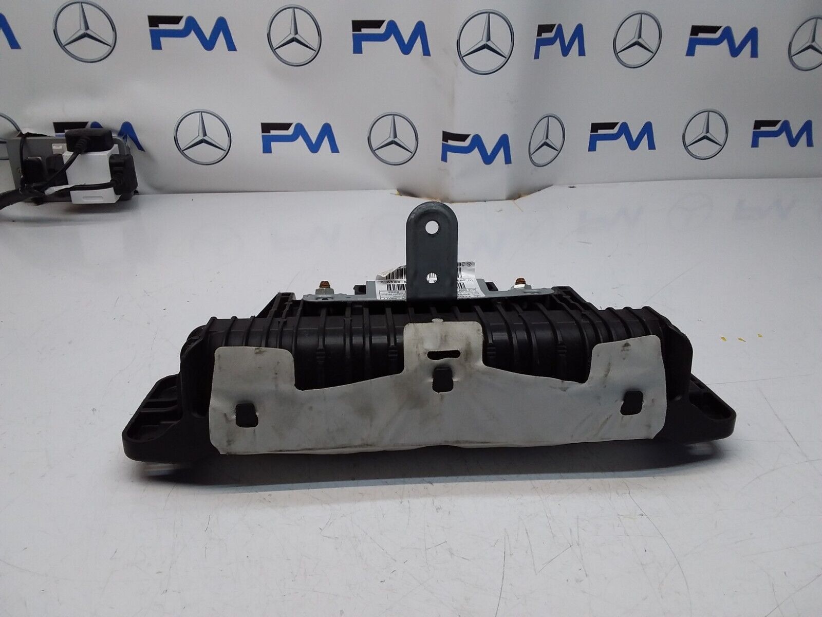 2020 MERCEDES BENZ C-CLASS W205 DRIVER SIDE KNEE AIRBAG A205860002 FM00339