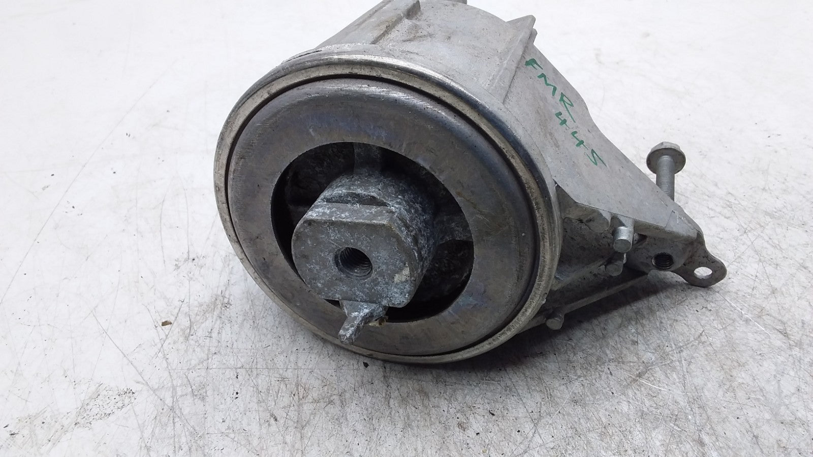 MERCEDES BENZ C-CLASS W206 ENGINE MOUNT RIGHT SIDE OS PETROL A2062400101 FMR445