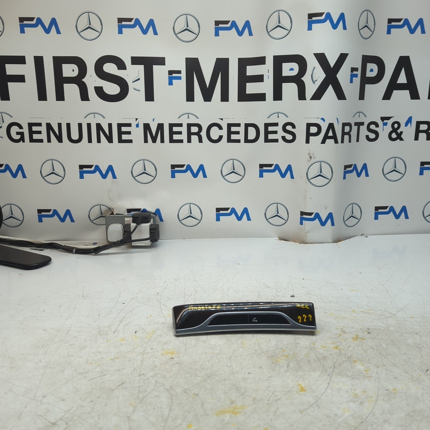 MERCEDES S CLASS W222 PARKING SENSOR CONTROL WITH TRIM A2226801971 FM001426