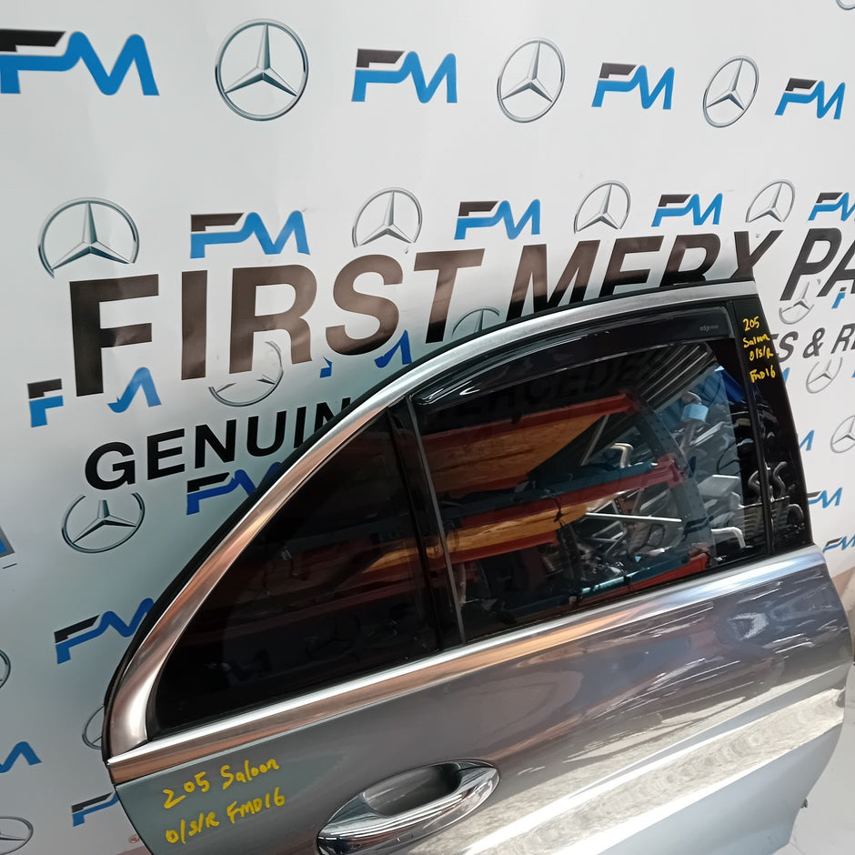 MERCEDES BENZ C CLASS SALOON W205 DRIVER SIDE REAR DOOR ( OFFSIDE REAR ) FMD16