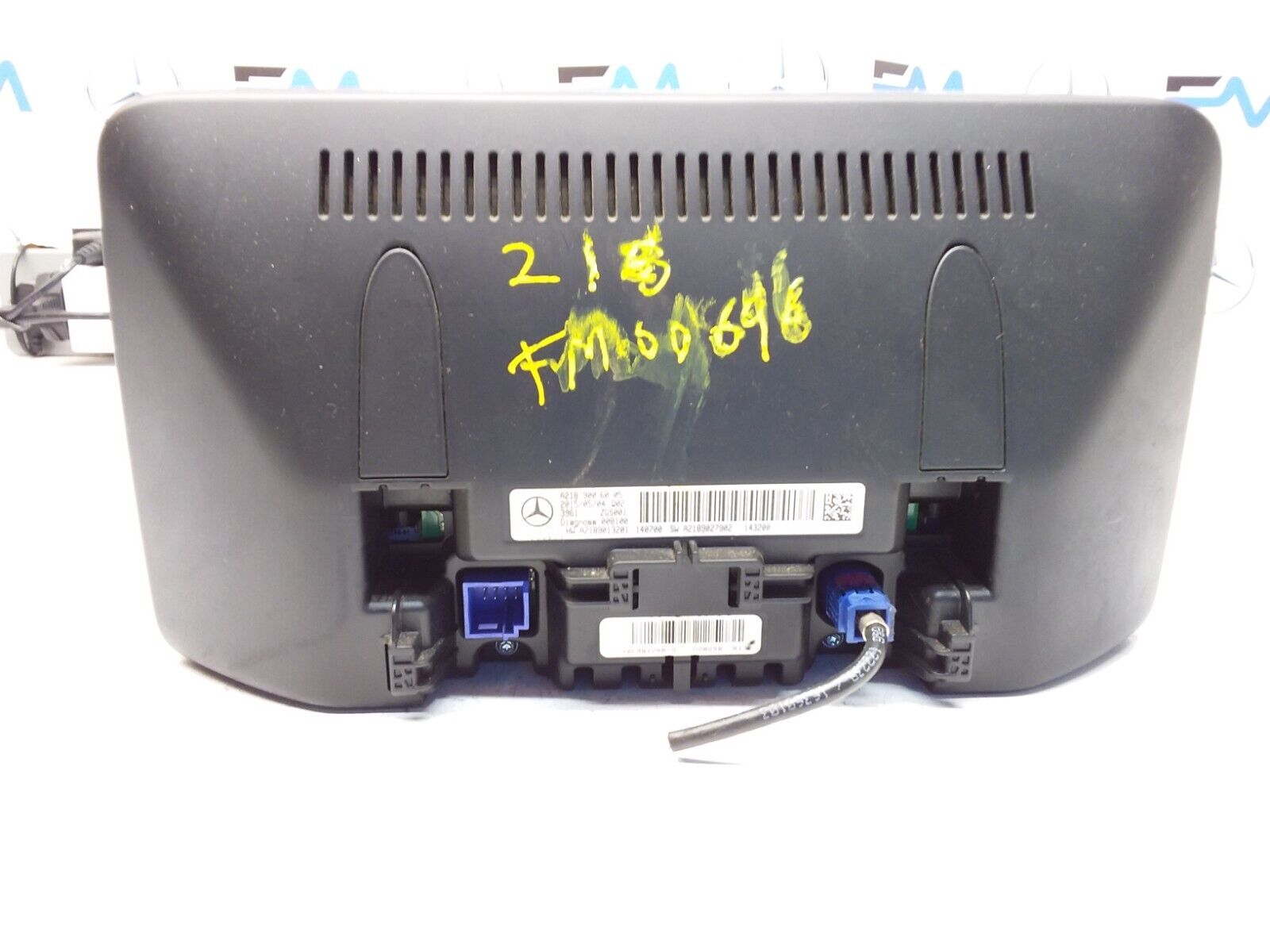 MERCEDES CLS CLASS W218 2015 SAT NAV MULTIMEDIA SCREEN A2189006005 FM00696
