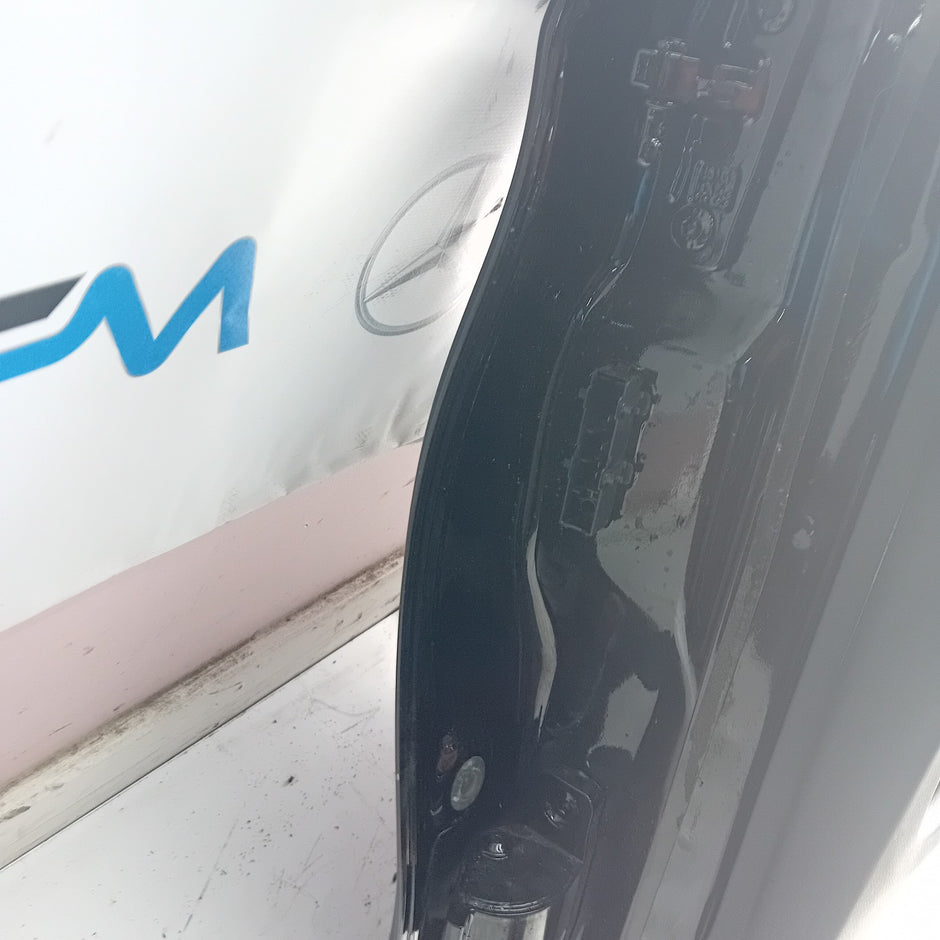 MERCEDES BENZ C-CLASS W205 DRIVER SIDE REAR DOOR O/S/R BLACK COMPLETE FMD142