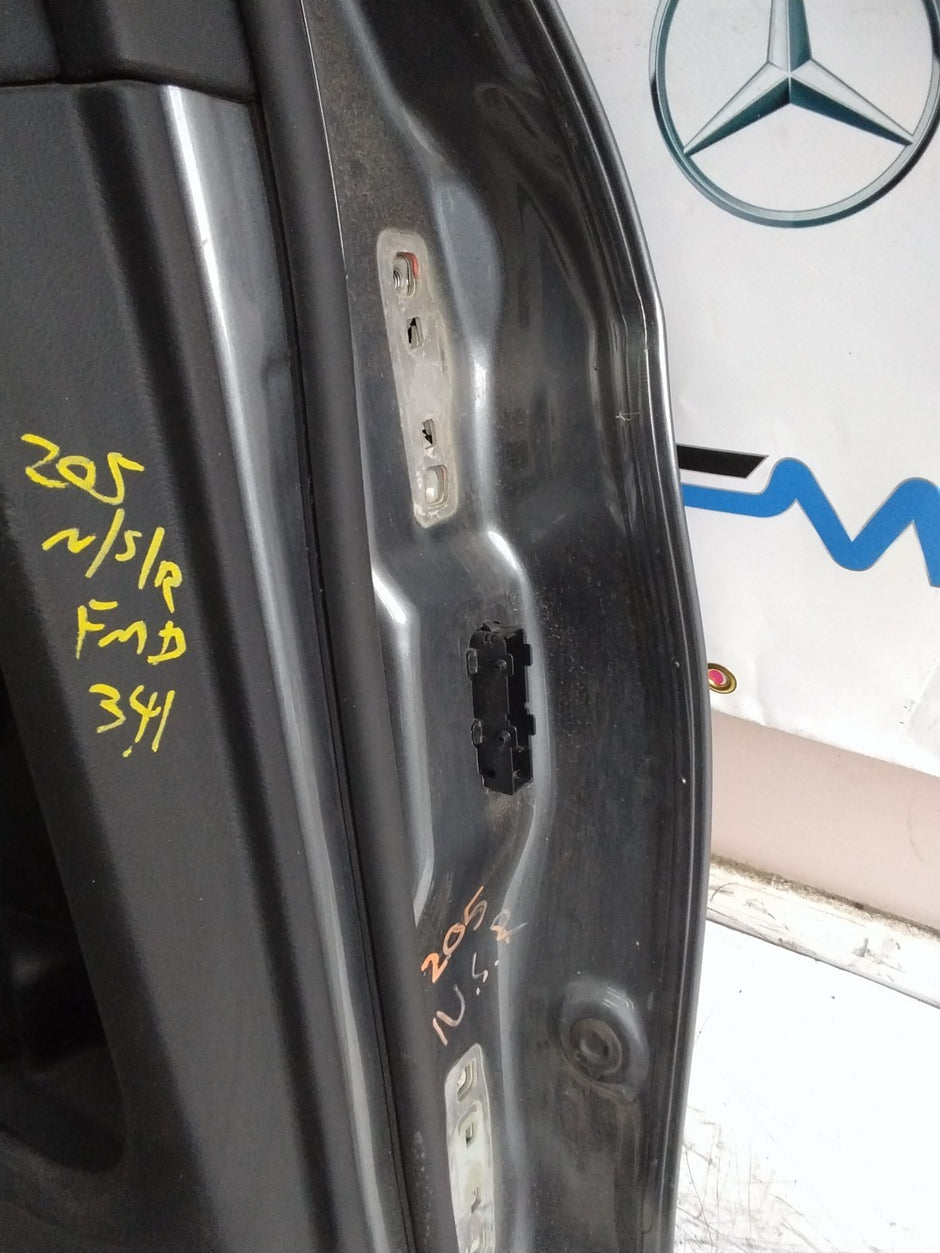 MERCEDES C-CLASS W205 SLN PASSENGER REAR DOOR NSR GREY 2014 ON COMPLETE FMD341