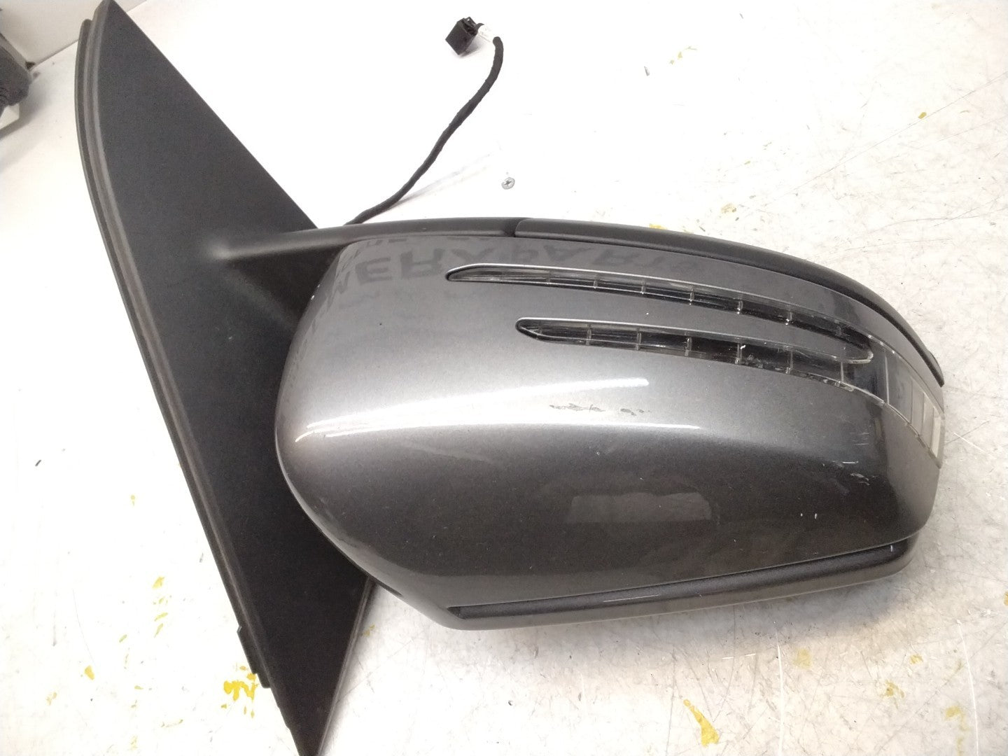MERCEDES C-CLASS  W204 DRIVER SIDE WING MIRROR A1708100216 GREY FMM24