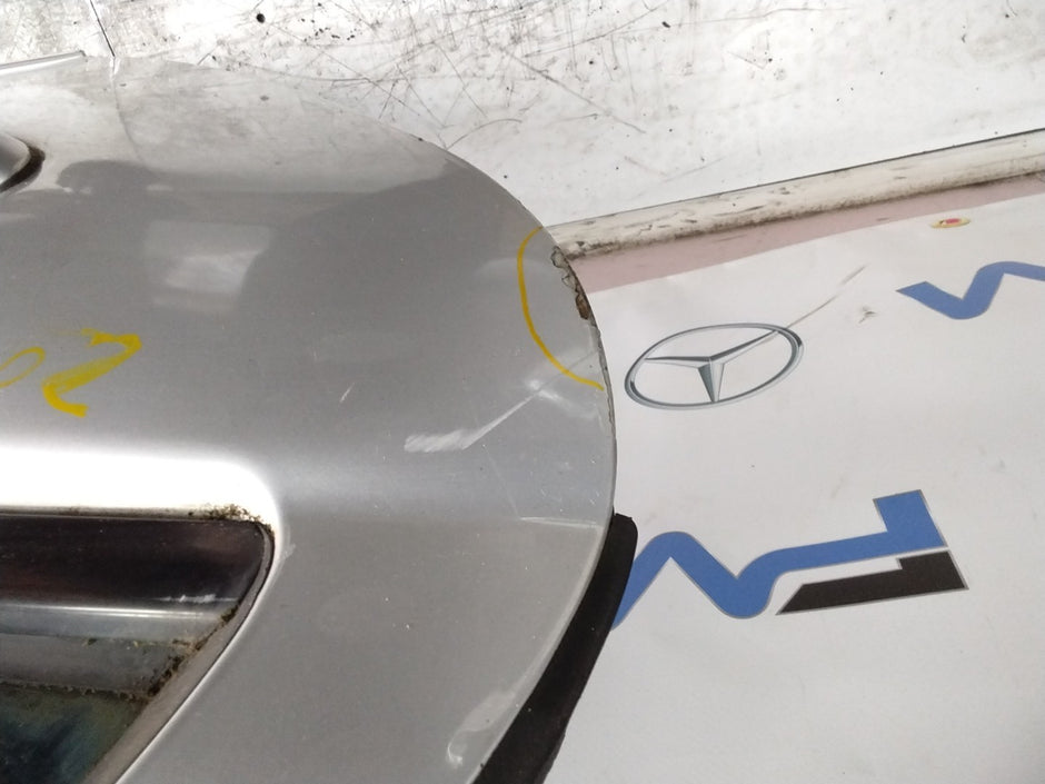 MERCEDES C-CLASS W203 DRIVER REAR DOOR OSR SILVER 2001-2004 COMPLETE FMD333