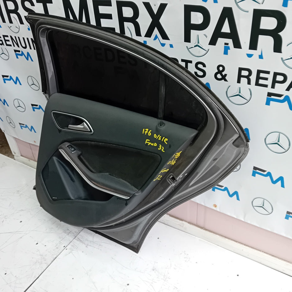 MERCEDES BENZ A-CLASS W176 DRIVER SIDE REAR DOOR O/S/R COMPLETE GREY FMD32
