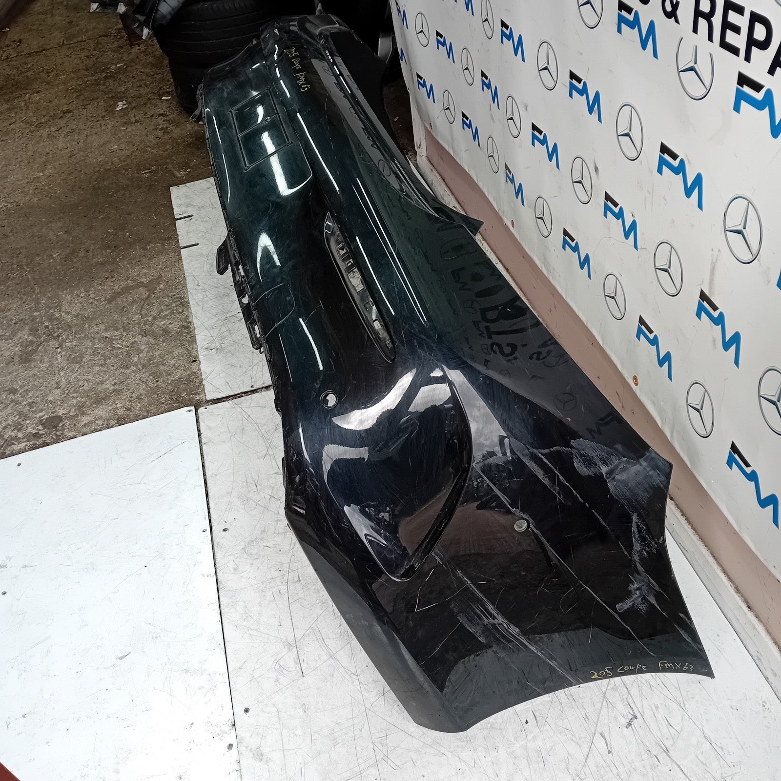 MERCEDES BENZ C-CLASS W205 COUPE REAR BUMPER 2015 BLACK COMPLETE FMX63