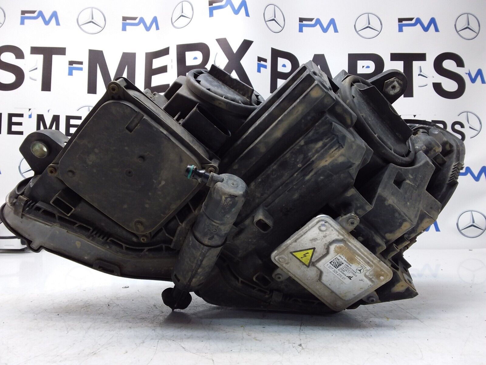 2011 MERCEDES C-CLASS W204 HEADLIGHT DRIVER OS A2048205859 FMH130 LED INTELLIGEN