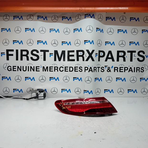 MERCEDES E-CLASS W238 2017 REAR PASSENGER N/S TAIL LIGHT A2389062001 FMT65