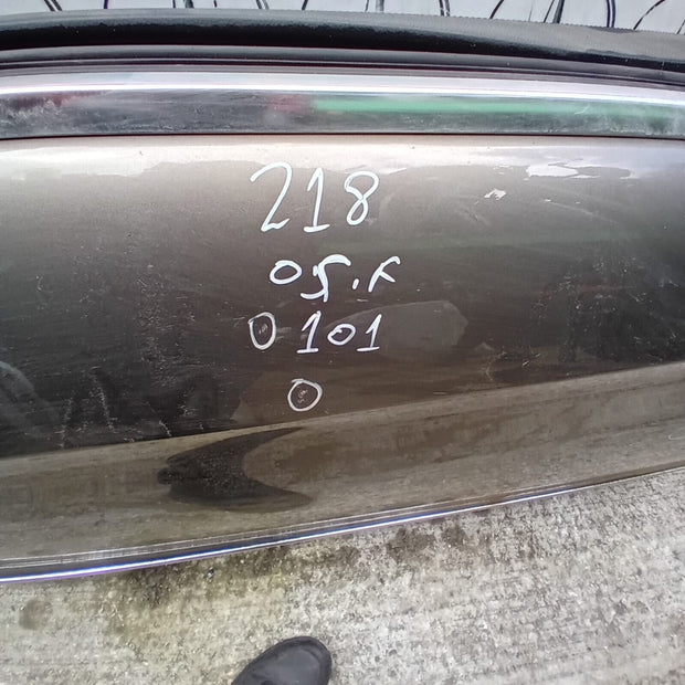 MERCEDES BENZ CLS  W218  DRIVER SIDE FRONT DOOR ( OFF SIDE FRONT )