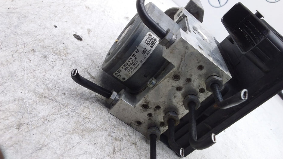 MERCEDES BENZ GLC X253 ABS PUMP CONTROL MODULE 2.1 CDI A2539011400 FMR414