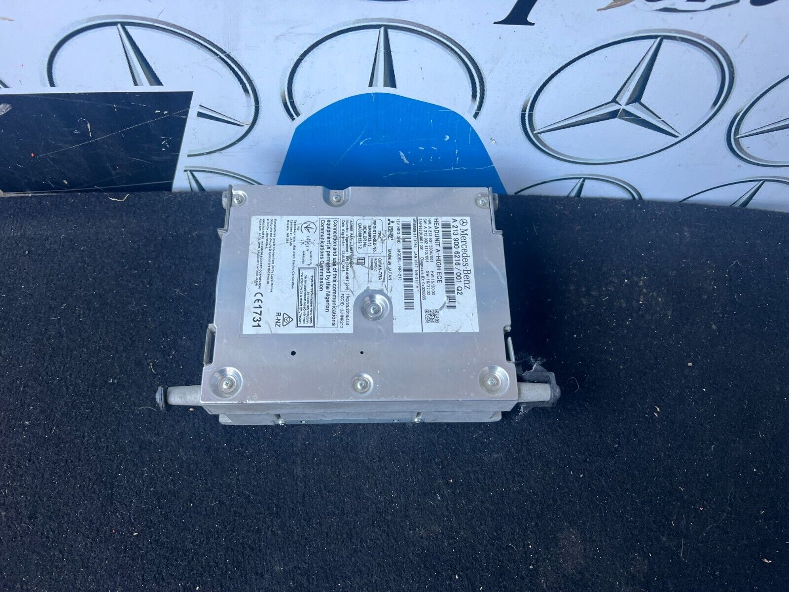 Mercedes-Benz W213 S213 E-Class Control Unit Command APS NTG ME9680 A2139003110