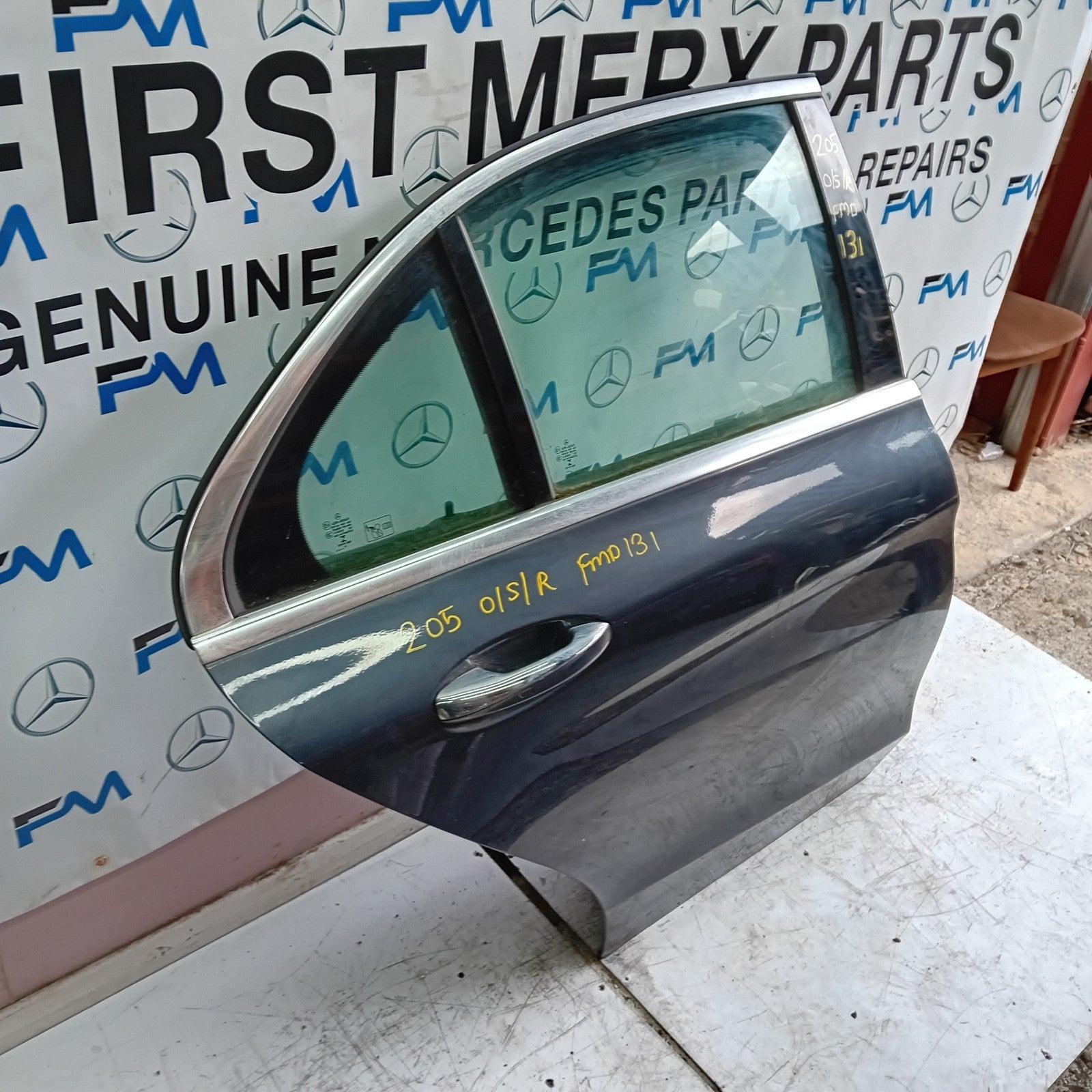 MERCEDES BENZ C-CLASS W205 DRIVER SIDE REAR DOOR O/S/R  GREY FMD131