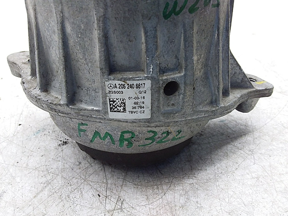 MERCEDES BENZ  C-CLASS W205  ENGINE MOUNT LEFT NS A2052406617 FMR322