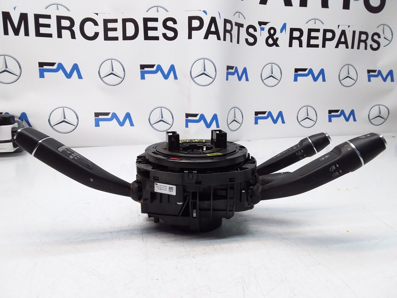 Mercedes E-CLASS W213 INDICATOR/WIPER GEAR SELECT + SQUIB  2016 FM00567