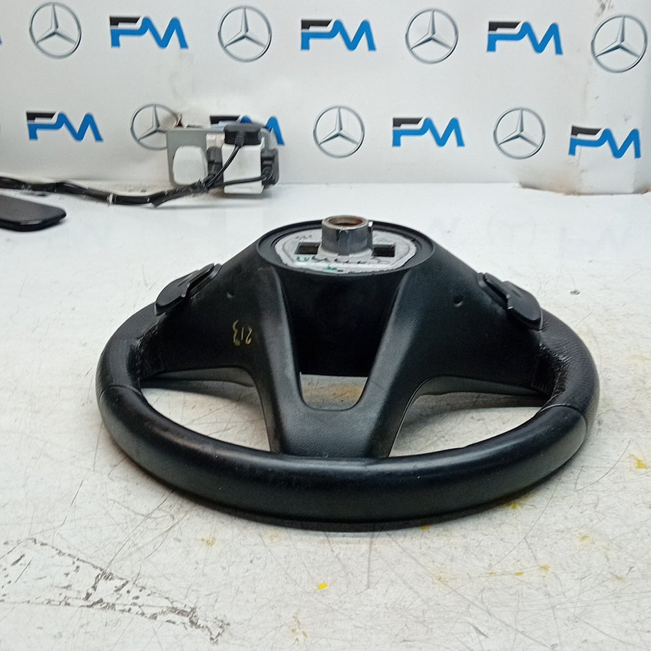 MERCEDES W213 E-CLASS MULTIFUNCTION STEERING WHEEL 2016 A0004605600 FM001398