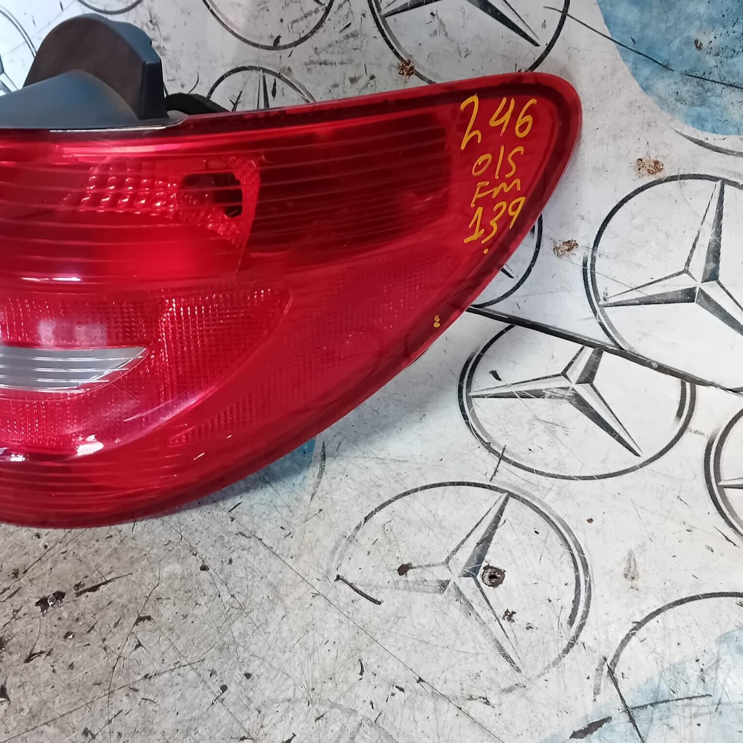 MERCEDES B-CLASS W246 2012-2018 DRIVER SIDE ( OFF SIDE ) TAIL LIGHT  A2468200264