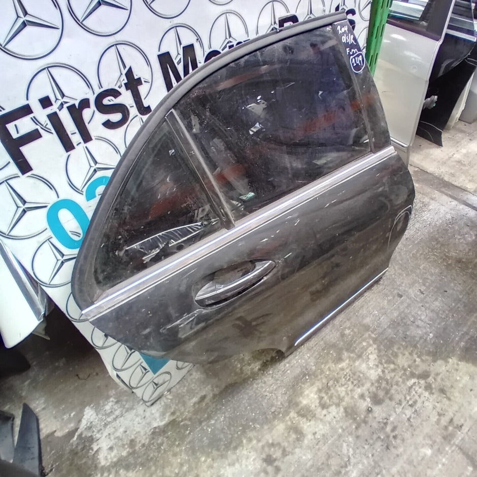 MERCEDES BENZ C-CLASS  W204  DRIVER SIDE REAR DOOR ( OFF SIDE REAR )