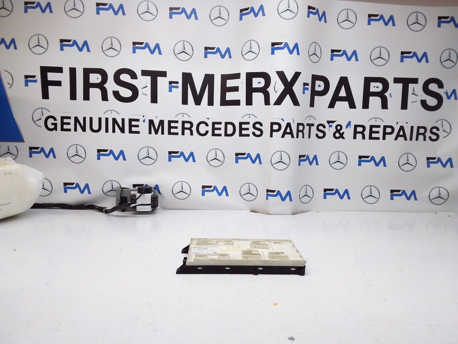 Mercedes B-CLASS W246 SAM Signal Control Module Unit A2469009413 FM00351