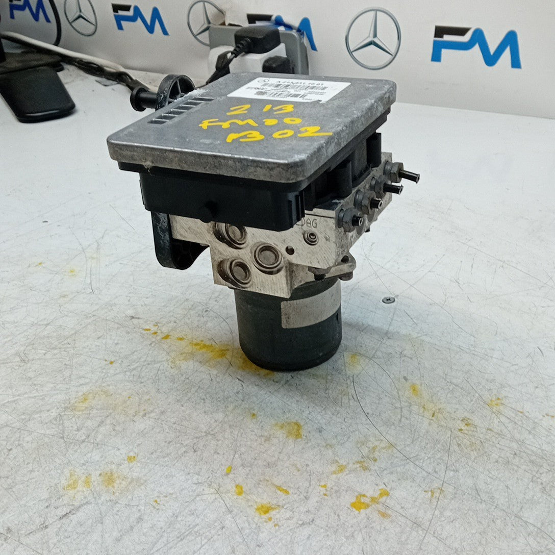MERCEDES BENZ E-CLASS W213 ABS PUMP MODULE CONTROL UNIT A2134311001 FM001302