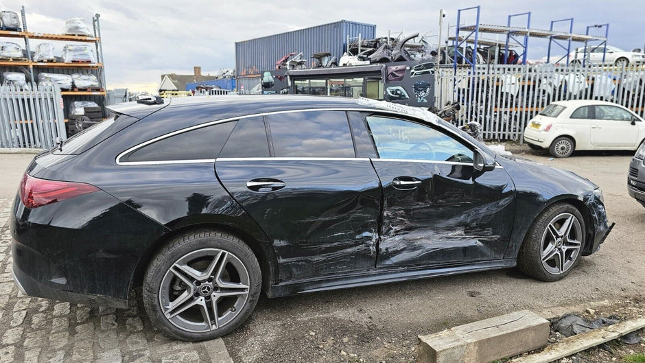 MERCEDES BENZ CLA W118 COUPE- BREAKING/SUSPENSION LEGS (ALL)