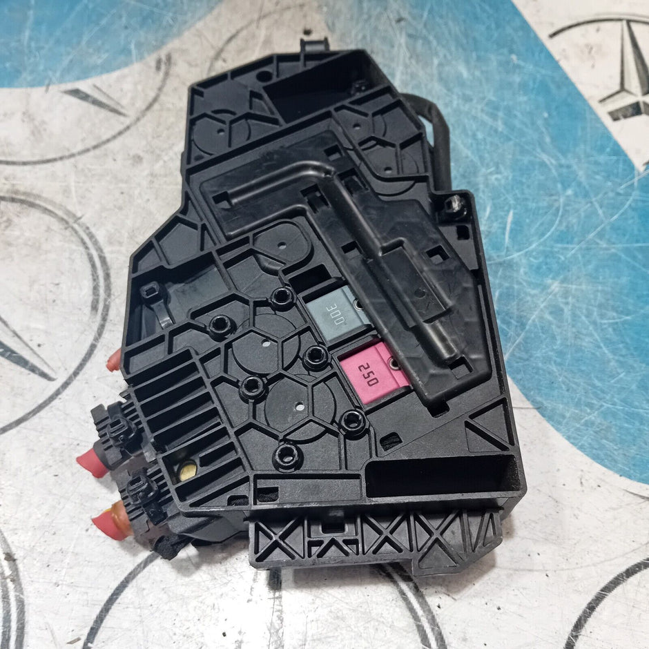 2021 MERCEDES A CLASS A180 W177 FUSE RELAY BOX BATTERY A1775404107