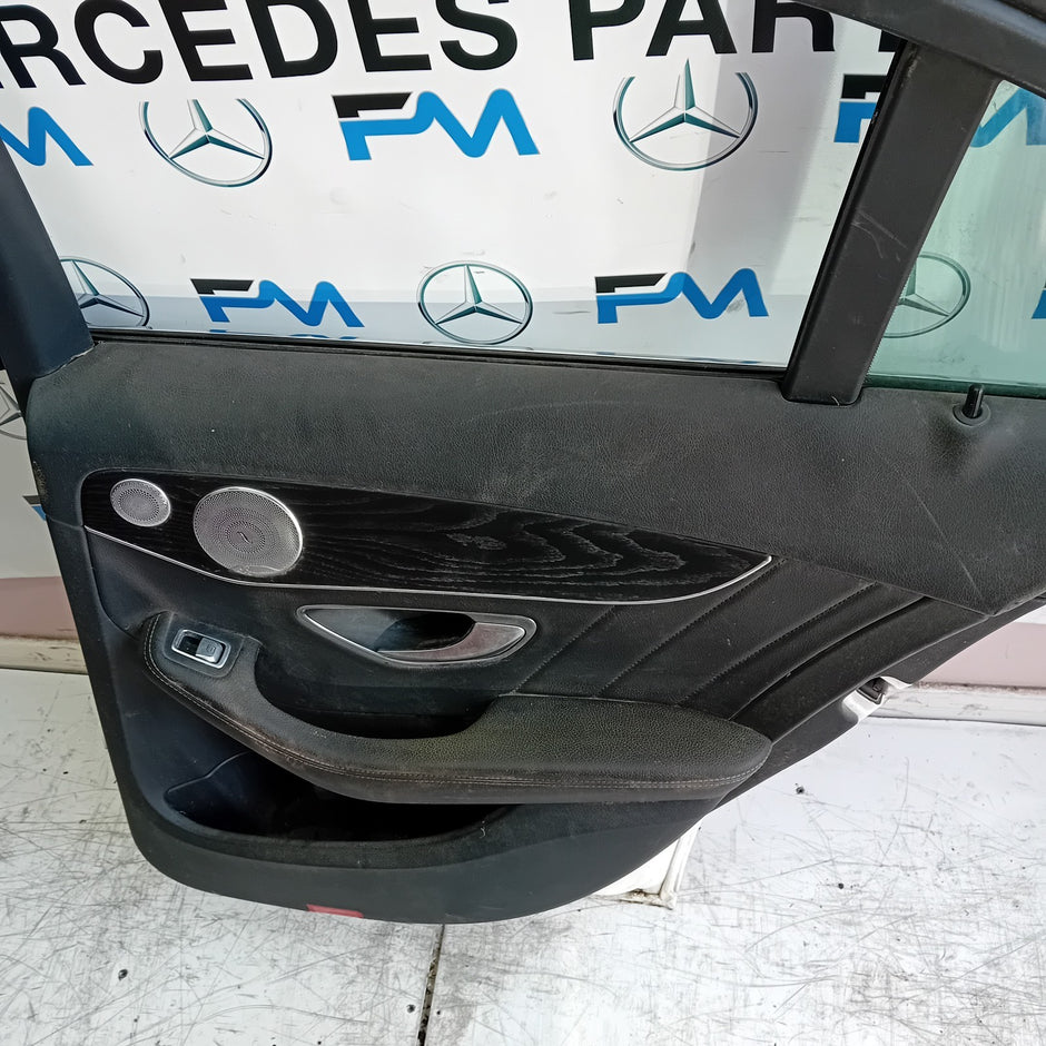 MERCEDES C-CLASS W205 SALOON DRIVER REAR DOOR OSR WHITE 2014 ON COMPLETE FMD211
