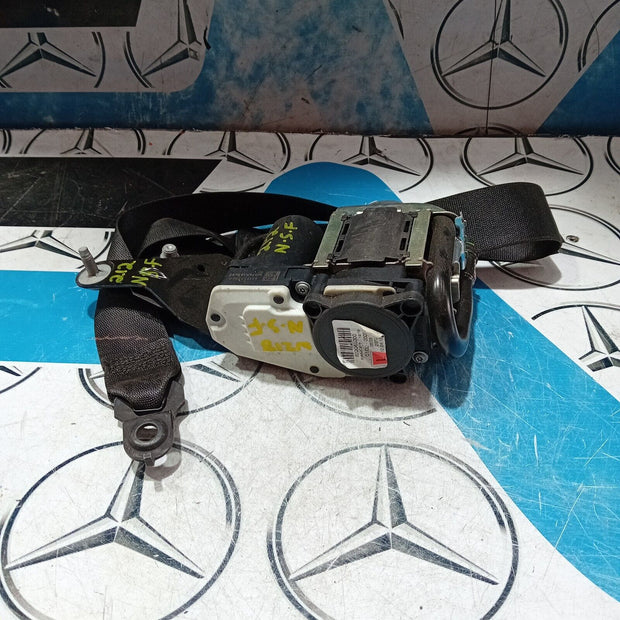 MERCEDES E CLASS W212 FRONT SEAT BELT BUCKLE CATCH LEFT PASSENGER SIDE 2009/2016