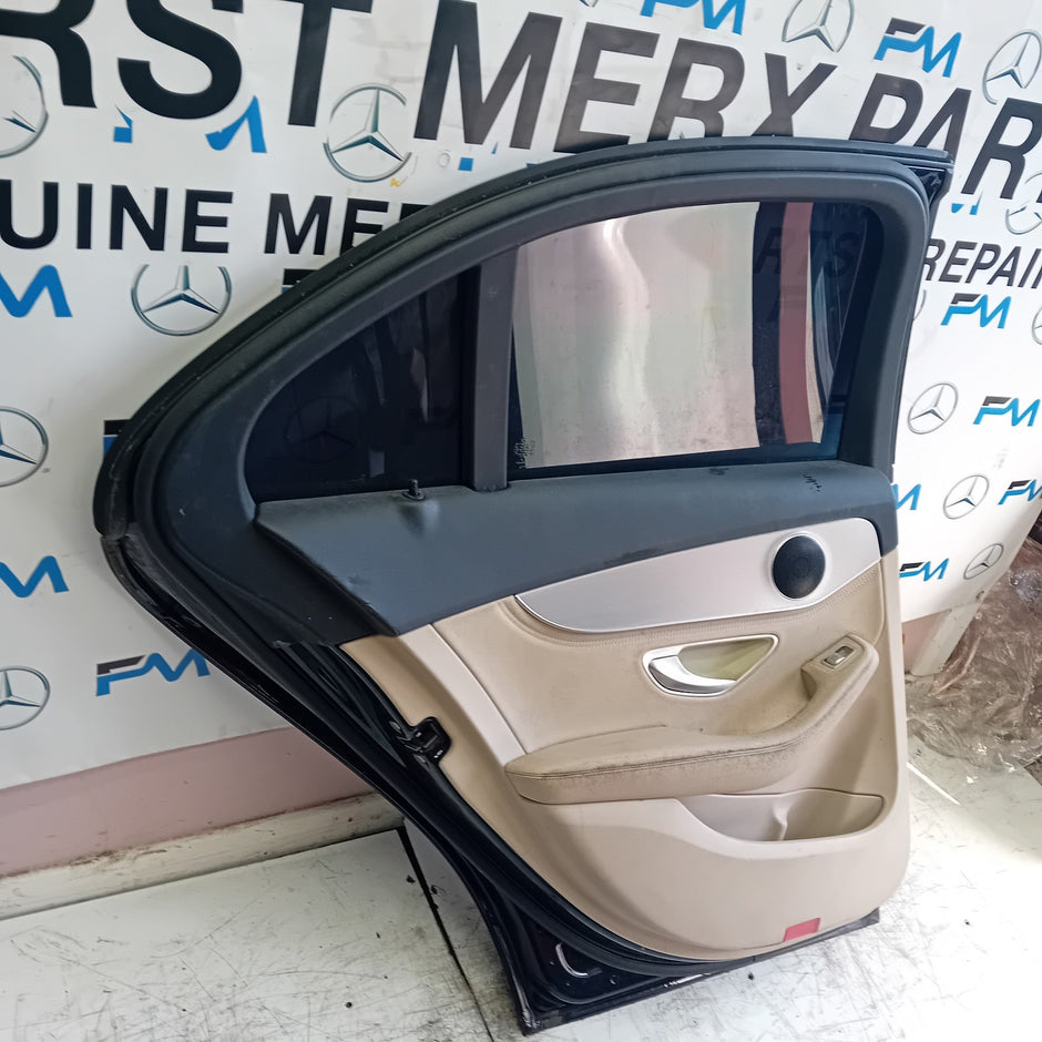 MERDEDES C- CLASS W205 PASSENGER SIDE REAR DOOR NSR BLAC 2014 ON COMPLETE FMD180