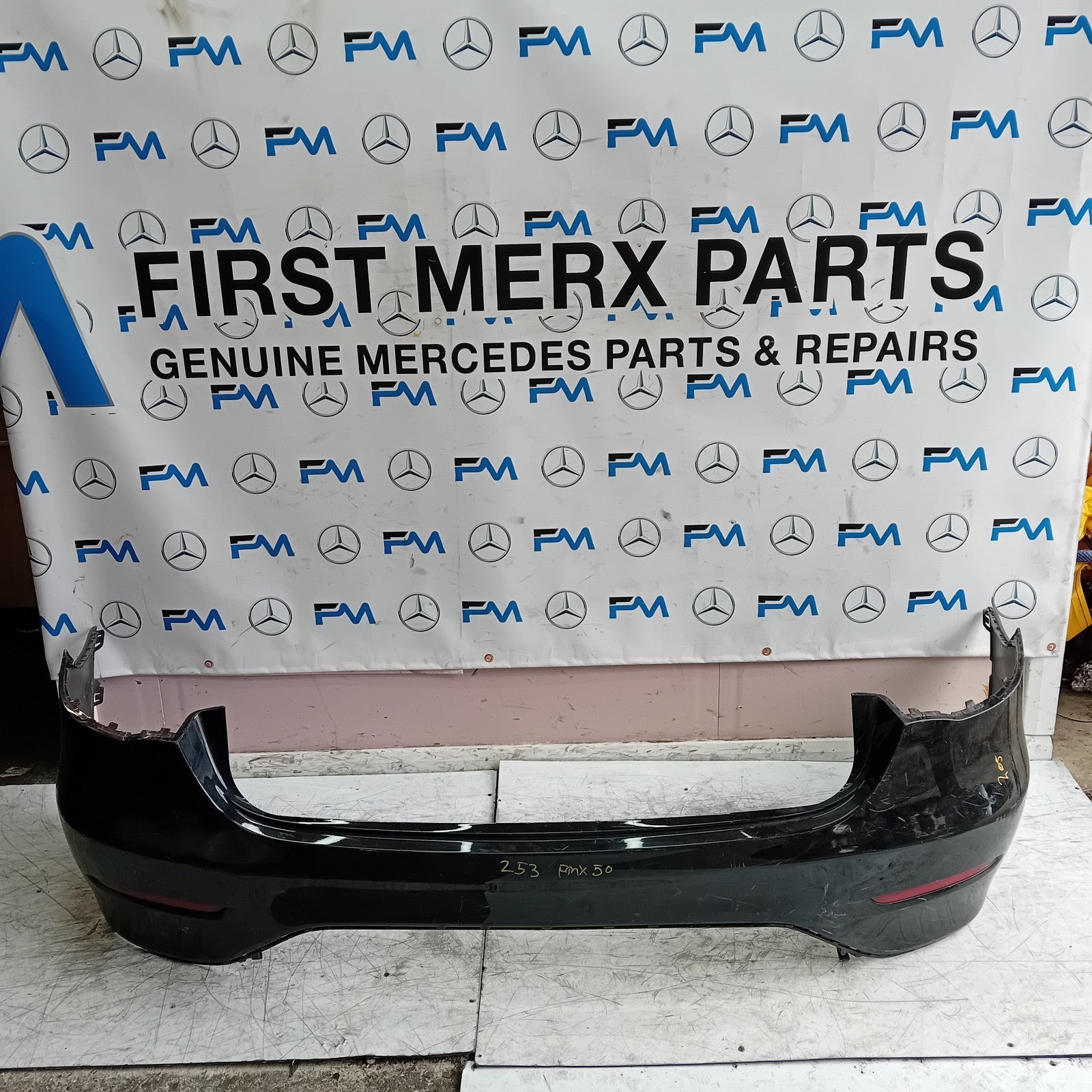 MERCEDES BENZ GLC W253 REAR BUMPER 2015 BLACK A2539852525 FMX50