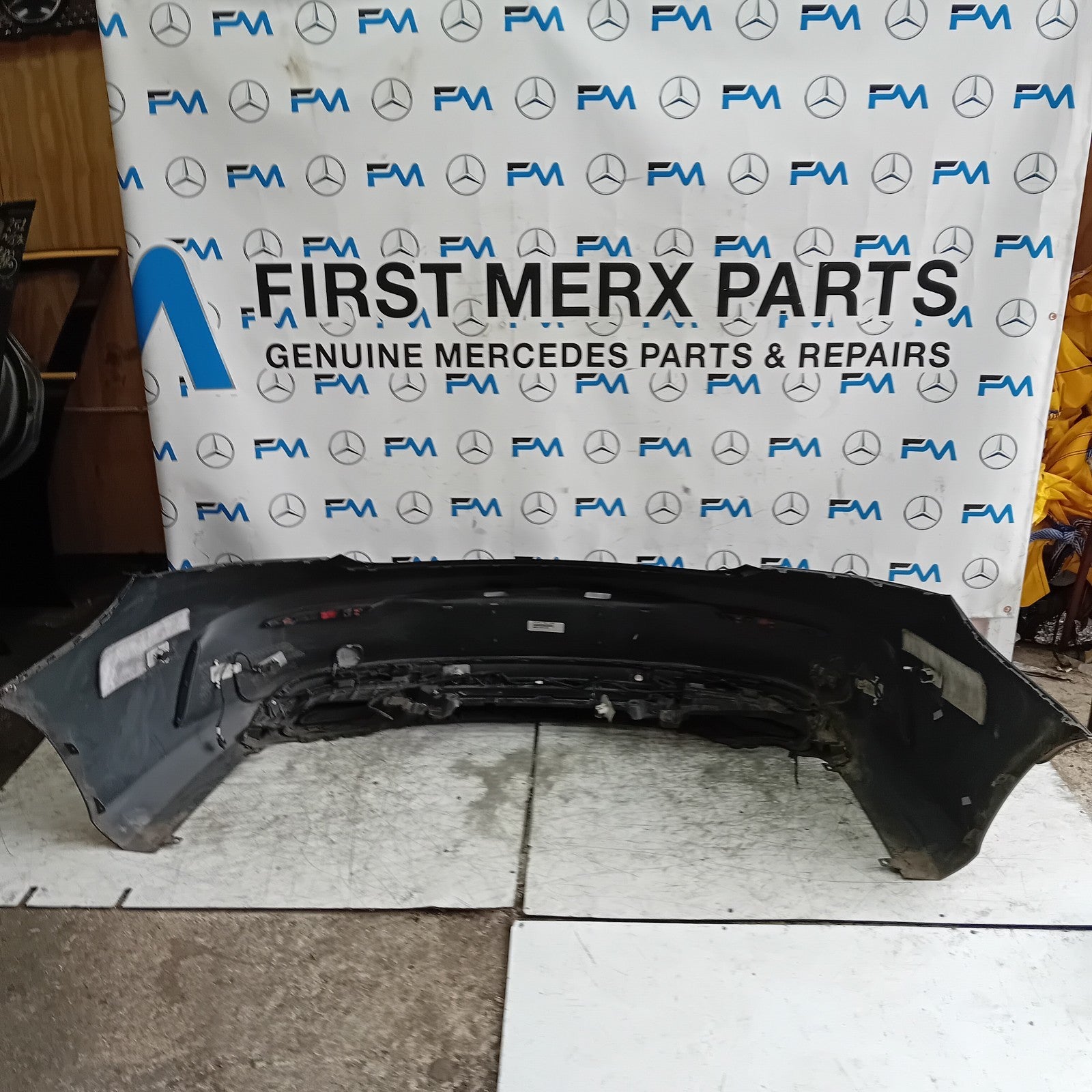 MERCEDES BENZ C-CLASS W205 COUPE REAR BUMPER 2015 BLACK COMPLETE FMX61