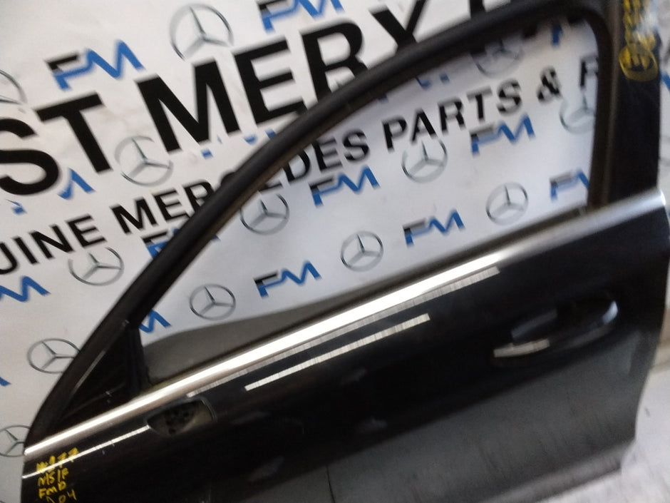 MERCEDES A-CLASS W177 PASSENGER SIDE FRONT DOOR N/S/F COMPLETE BLACK FMD104