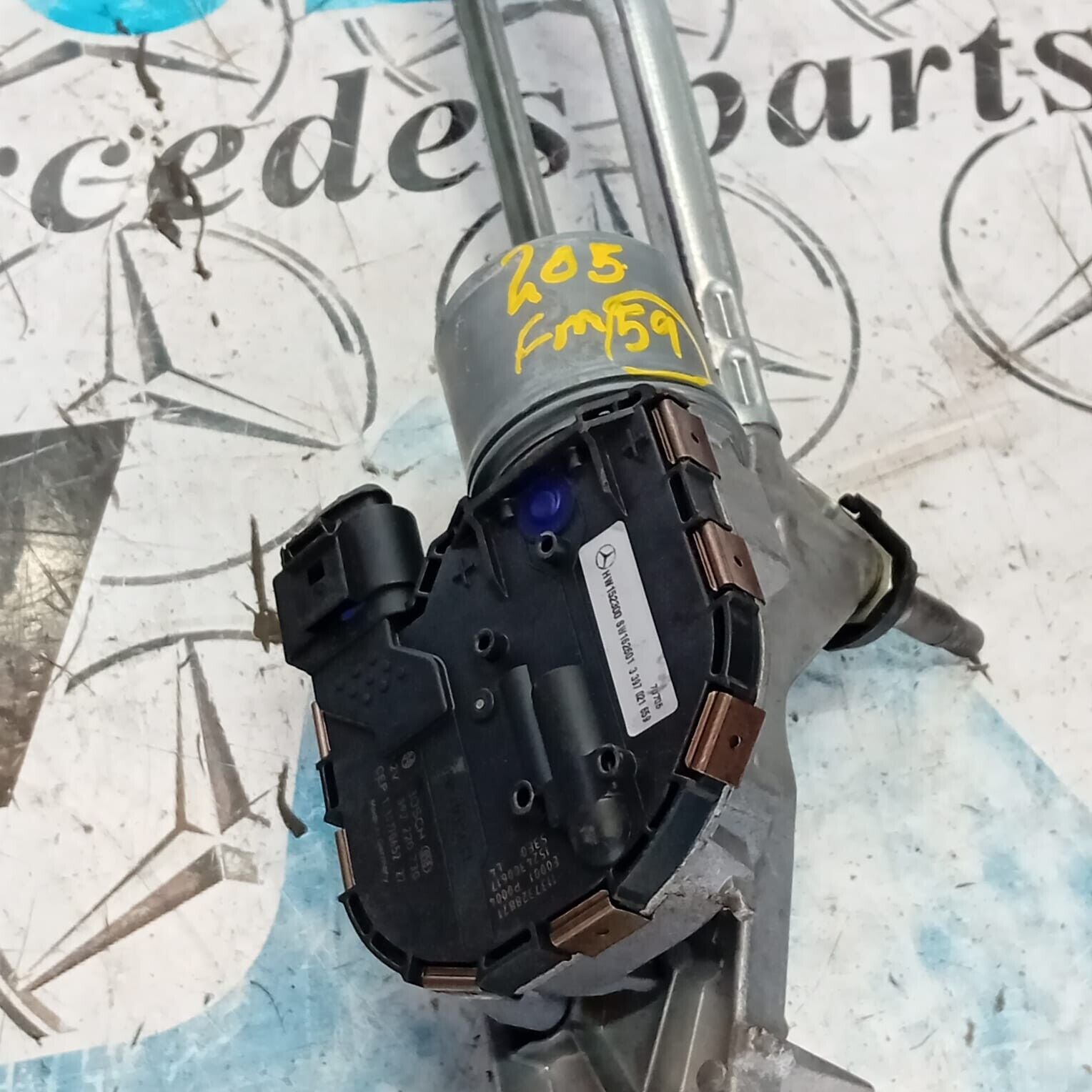 MERCEDES BENZ E-CLASS W213 RHD FRONT WIPER MOTOR & LINKAGE A2138207402