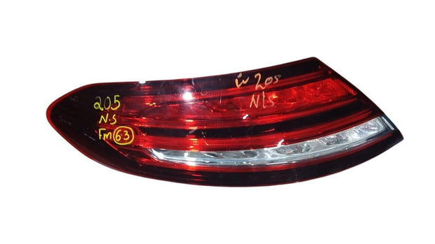 GENUINE MERCEDES C CLASS W205 COUPE REAR LED OUTER PASSENGER A2059063105 FM63