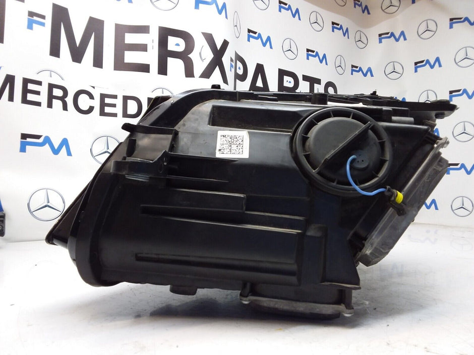 2018 MERCEDES C-CLASS W205 O/S HEADLIGHT COMPLETE  FACELIFT A2059069609 FMH53 