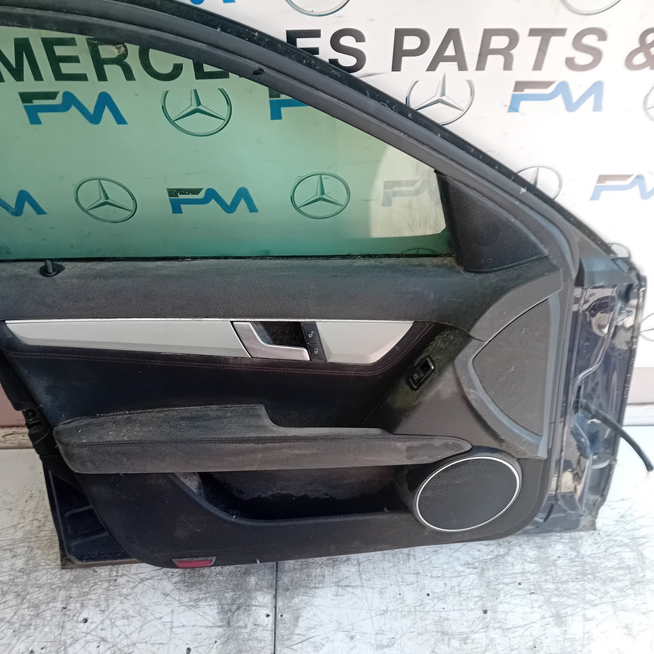 MERCEDES C-CLASS W204 PASSENGER FRONT DOOR NSF 2008-2014 BLACK COMPLETE  FMD511