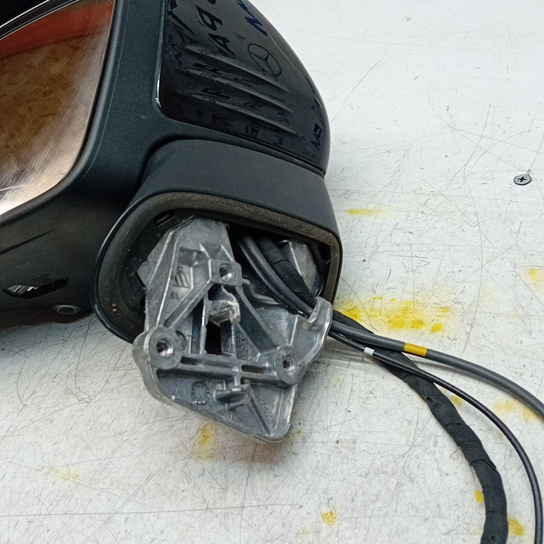 MERCEDES C-CLASS W205 PASSENGER WING MIRROR NS BLACK PL CAMERA A2058104901 FMM75