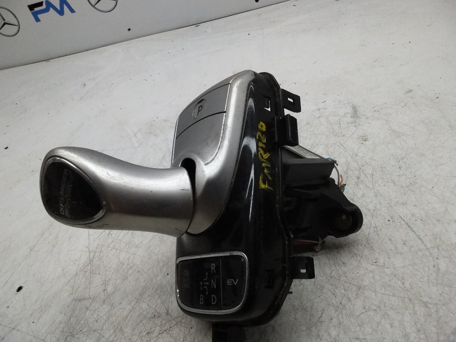 MITSUBISHI OUTLANDER GEAR STICK 2400A355 FMR120