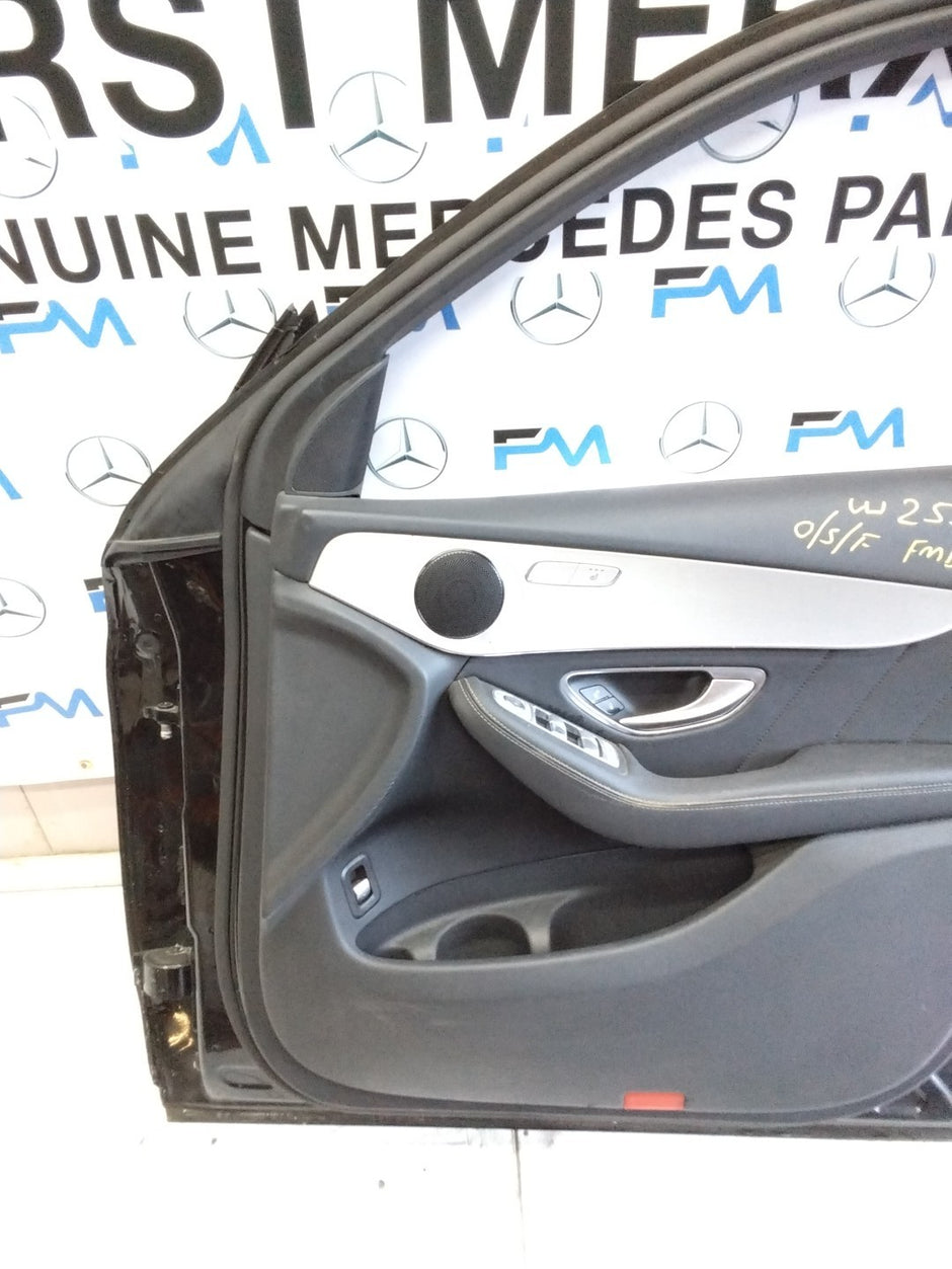 MERCEDES BENZ  GLC W253 DRIVER SIDE FRONT DOOR O/S/F COMPLETE BLACK FMD95