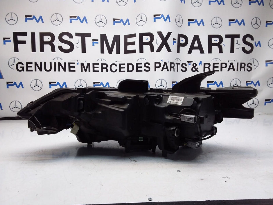 MITSUBISHI OUTLANDER MK3 2018 HEADLIGHT DRIVER SIDE RIGHT R009A Z6UB FMH69