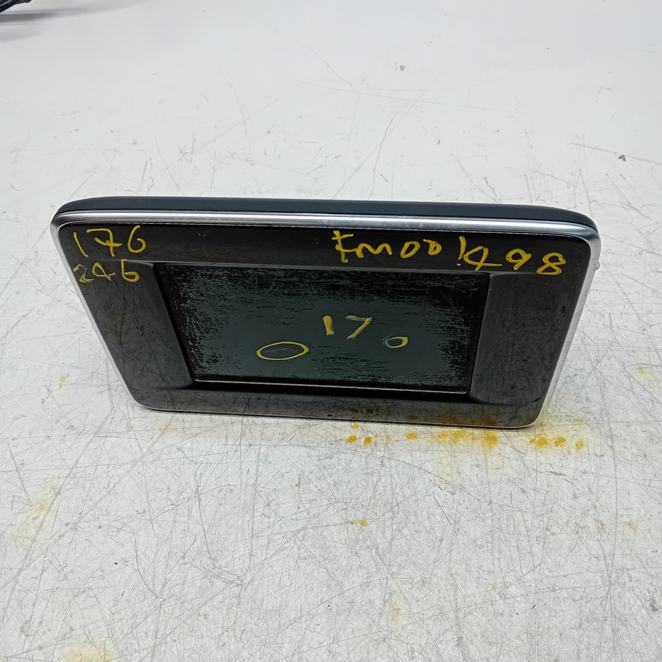 MERCEDES BENZ A-CLASS W176 DISPLAY SCREEN A2469001206 2014 ON FM001498