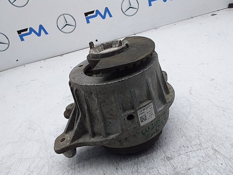 MERCEDES BENZ  C-CLASS  W205  ENGINE MOUNT RIGHT OS A2052406717 FMR359