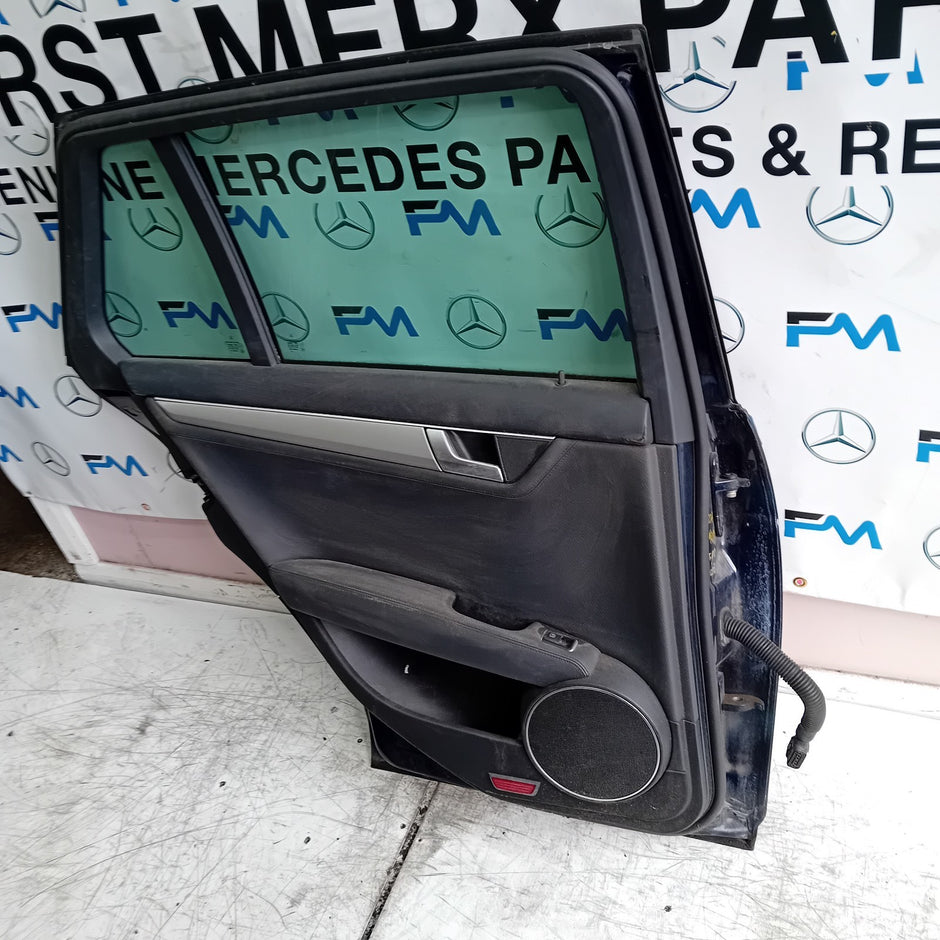 MERCEDES C-CLASS W204 PASSENGER REAR DOOR NSR BLUE 2008-14 COMPLETE FMD233
