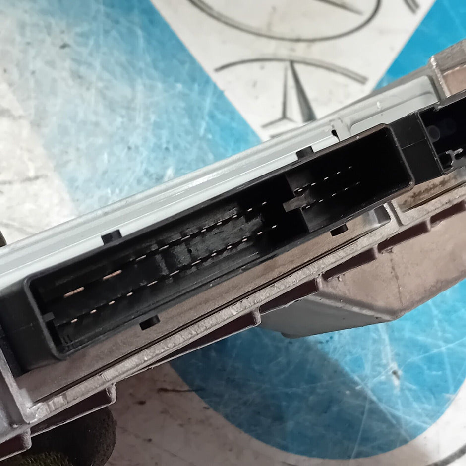 MERCEDES BENZ E CLASS 213 SERIES 2015-2023 SAT. NAV. UNIT A2139009316